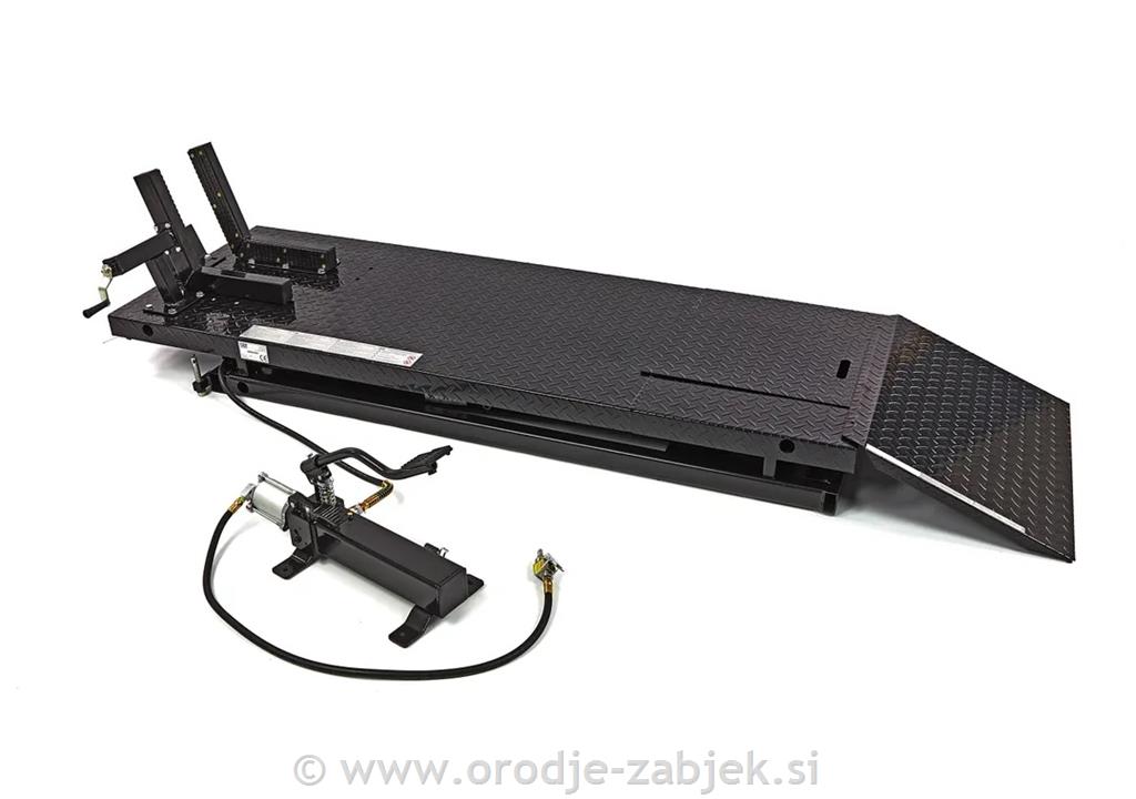Dvigalo za motor 700kg HB